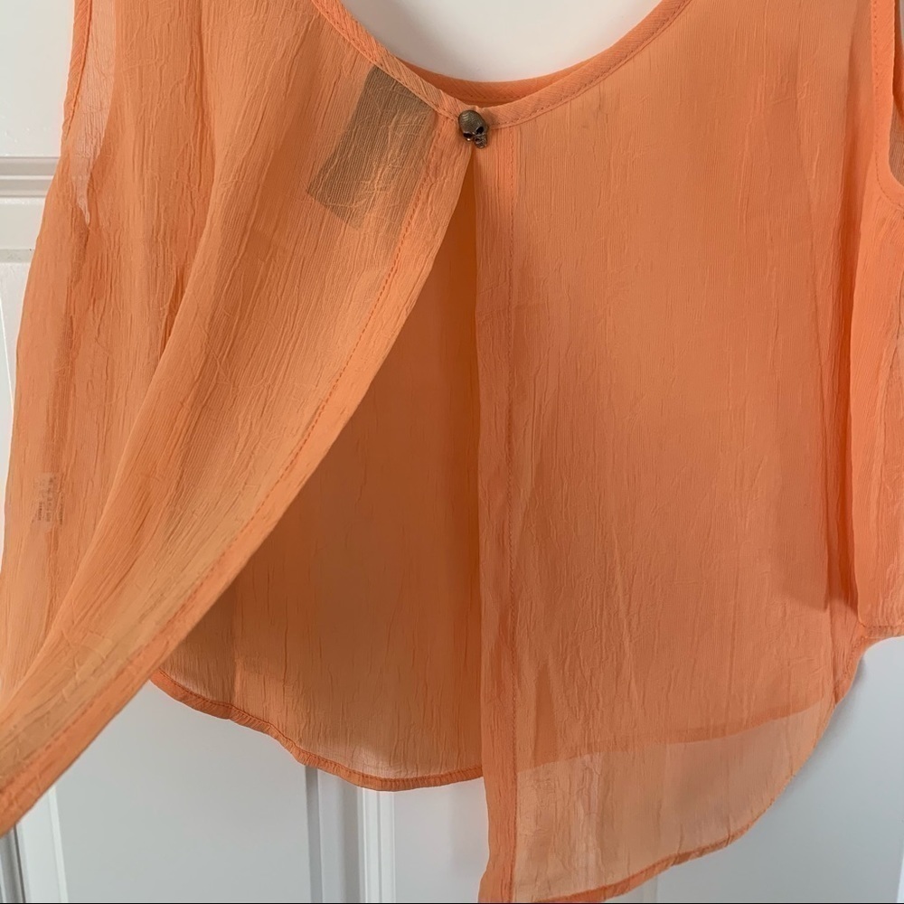 Sac’e open back sheer top w/ single button - Picture 3 of 8